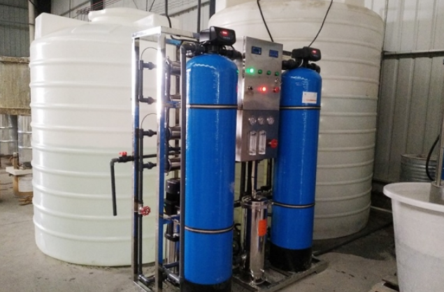 工業<a href=http://www.kgkgs.com.cn/fstcjssb/ target=_blank class=infotextkey>反滲透凈水設備</a>