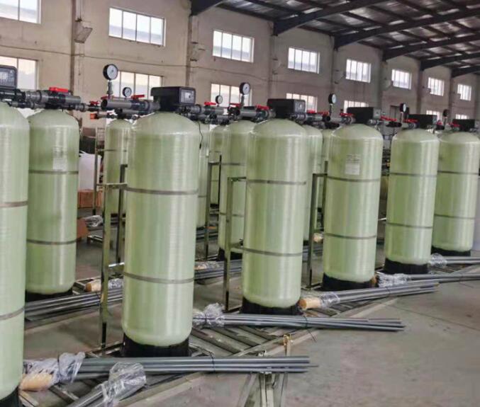 <a href=http://www.kgkgs.com.cn/rhsclsb/ target=_blank class=infotextkey>軟化水處理設(shè)備</a> 倉庫展示圖
